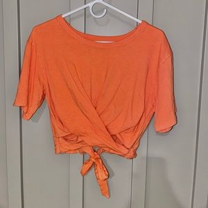 Never Worn Aerie cropped, wrap top in peach/orange